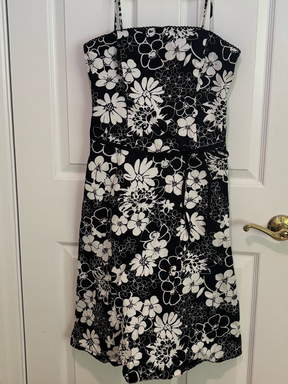 New York & Company Black and White Floral Mini Dress
